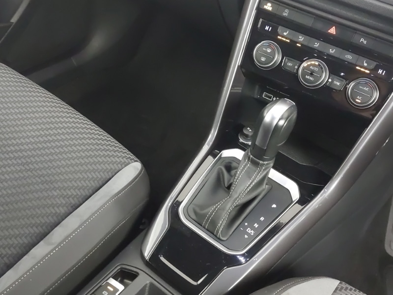 Used Volkswagen T-Roc 2019 for sale - 77101597: Photo 10