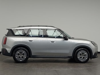 Used MINI Countryman 2024 for sale - 76071289: Photo