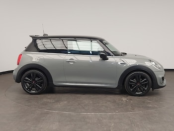 Used MINI Hatch 2019 for sale - 78816775: Photo