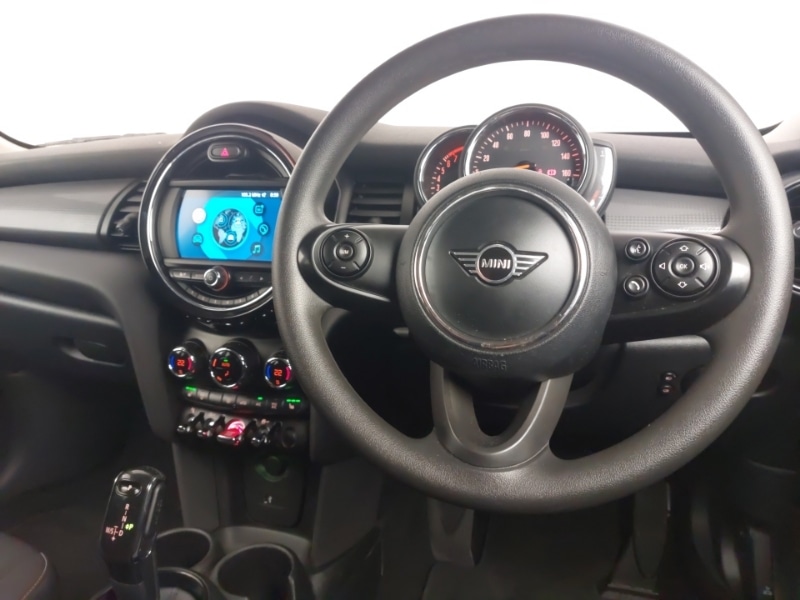 Used MINI Cooper 2019 for sale - 76129936: Photo 5