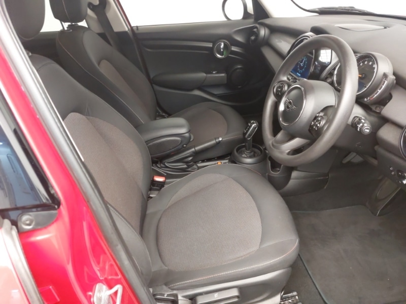 Used MINI Cooper 2019 for sale - 76129936: Photo 6