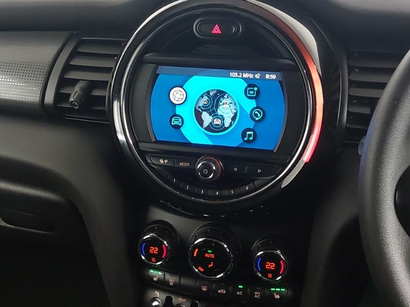 Used MINI Cooper 2019 for sale - 76129936: Photo 8