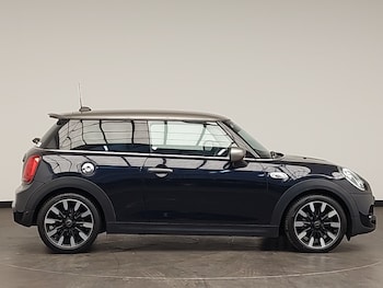 Used MINI Hatch 2020 for sale - 76560585: Photo