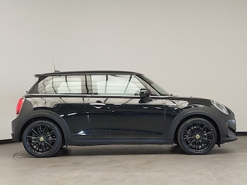 Used MINI Hatch 2023 for sale - 75976715: Photo