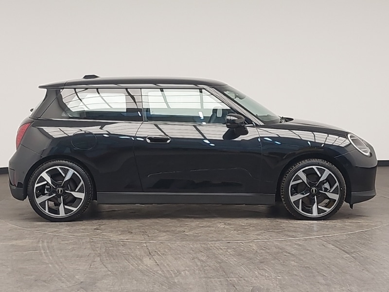 Used MINI Cooper 2024 for sale - 77010856: Photo 2