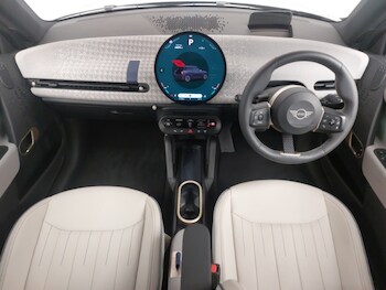 Used MINI Cooper 2024 for sale - 77010856: Photo