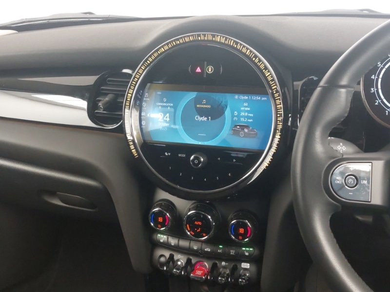 Used MINI Hatch 2023 for sale - 76365603: Photo 8