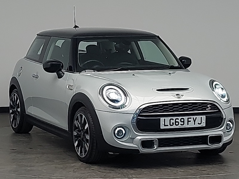 Used MINI Hatch 2019 for sale - 76849028: Photo 1