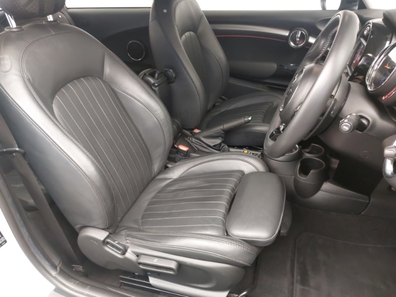 Used MINI Hatch 2019 for sale - 76849028: Photo 11
