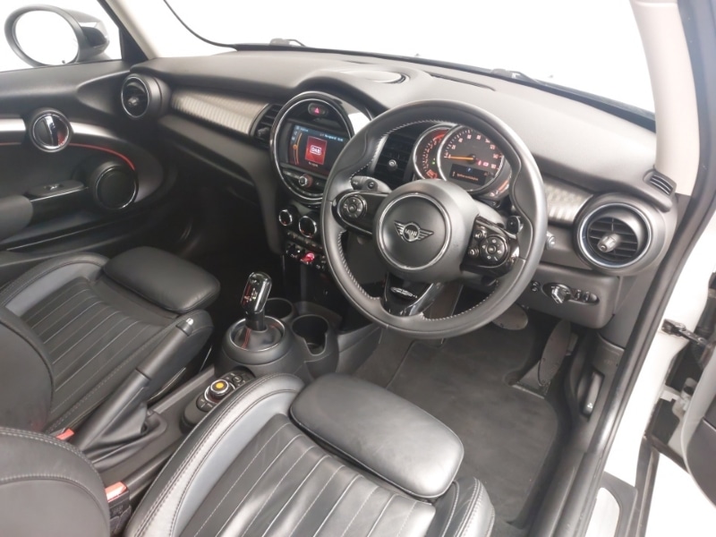 Used MINI Hatch 2019 for sale - 76849028: Photo 6