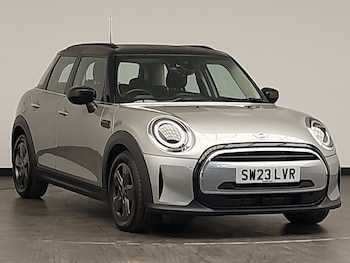 2023 - 1.5 Cooper Classic 5dr Auto [Comfort/Nav Pack]