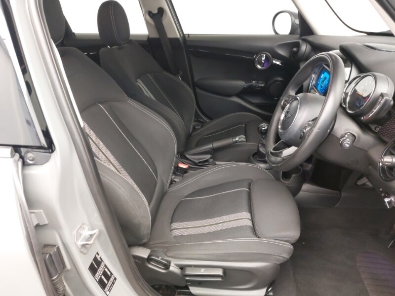 Used MINI Hatch 2019 for sale - 77454154: Photo 11