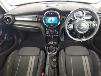 Used MINI Hatch 2019 for sale - 77454154: Photo