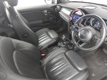 Used MINI Cooper 2021 for sale - 77241037: Photo