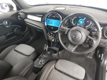 Used MINI Hatch 2021 for sale - 77948038: Photo