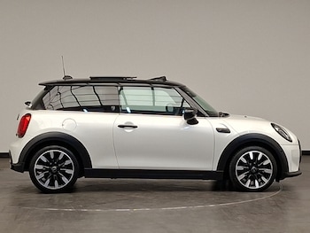 Used MINI Cooper 2023 for sale - 79223802: Photo