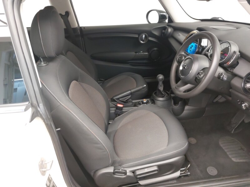 Used MINI Cooper 2019 for sale - 76543714: Photo 6