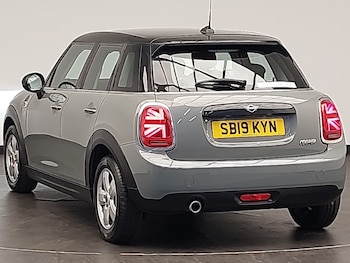 Used MINI Cooper 2019 for sale - 75526149: Photo