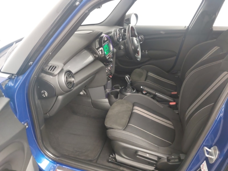 Used MINI Hatch 2018 for sale - 78202974: Photo 7