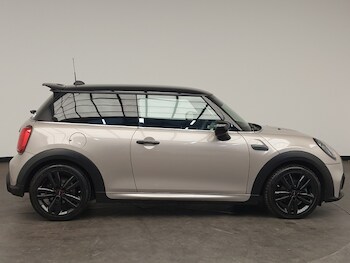 Used MINI Hatch 2023 for sale - 78861412: Photo