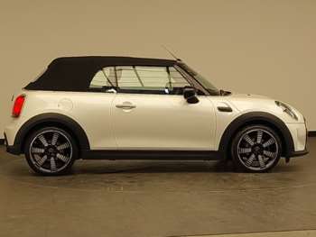 Used MINI Convertible 2023 for sale - 74842567: Photo