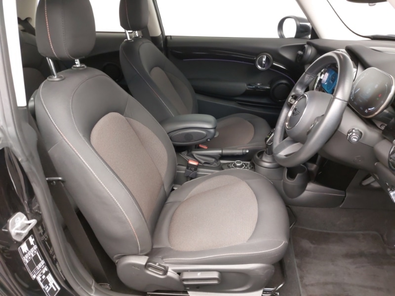 Used MINI Hatch 2023 for sale - 76687839: Photo 11