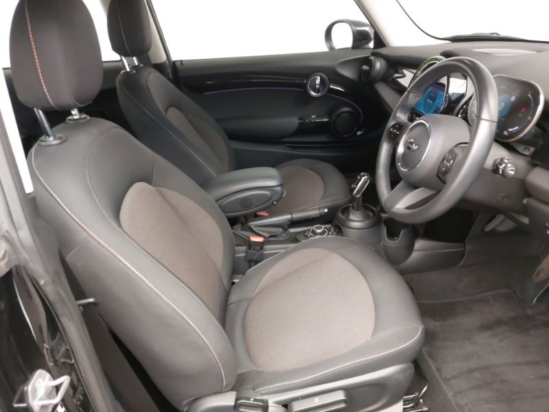 Used MINI Hatch 2023 for sale - 76687839: Photo 6