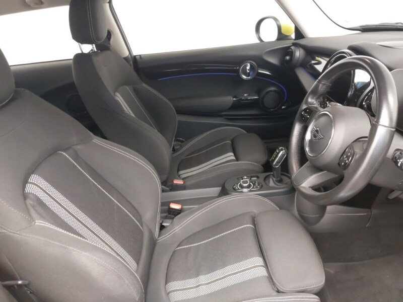 Used MINI Hatch 2022 for sale - 77580180: Photo 6