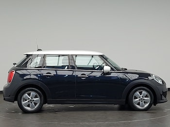 Used MINI Cooper 2022 for sale - 76275810: Photo