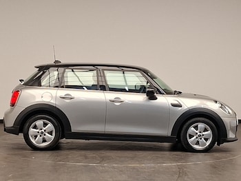Used MINI Hatch 2023 for sale - 78994795: Photo