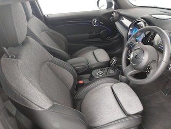 Used MINI Hatch 2022 for sale - 77142083: Photo