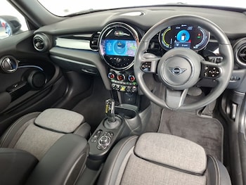 Used MINI Hatch 2023 for sale - 79074778: Photo