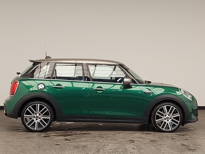 Used MINI Hatch 2022 for sale - 78041319: Photo 2