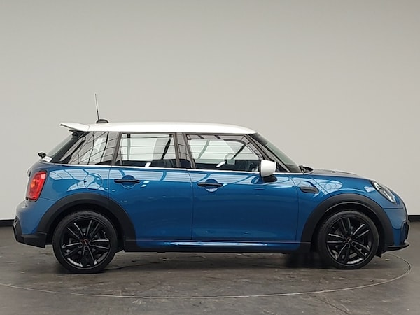 Used MINI Cooper 2022 for sale - 76213112: Photo 2