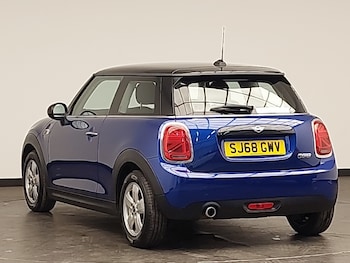 Used MINI Hatch 2018 for sale - 78861397: Photo