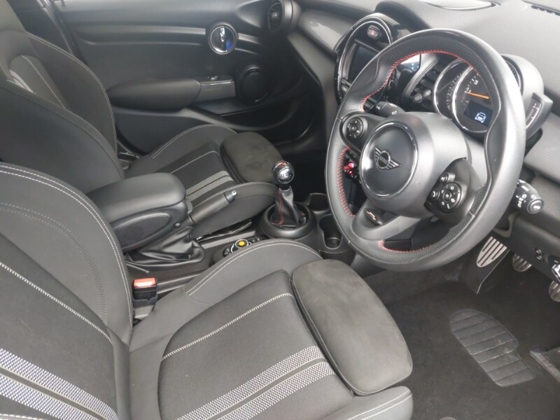 Used MINI Hatch 2020 for sale - 77047342: Photo 6