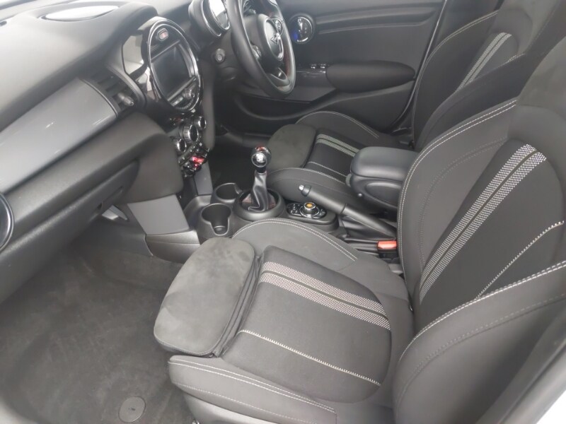 Used MINI Hatch 2020 for sale - 77047342: Photo 7