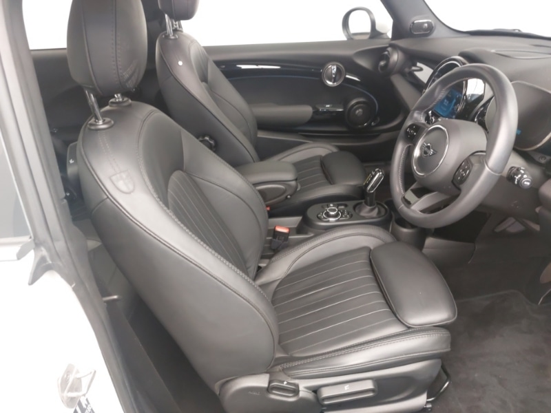 Used MINI Hatch 2023 for sale - 77536639: Photo 6