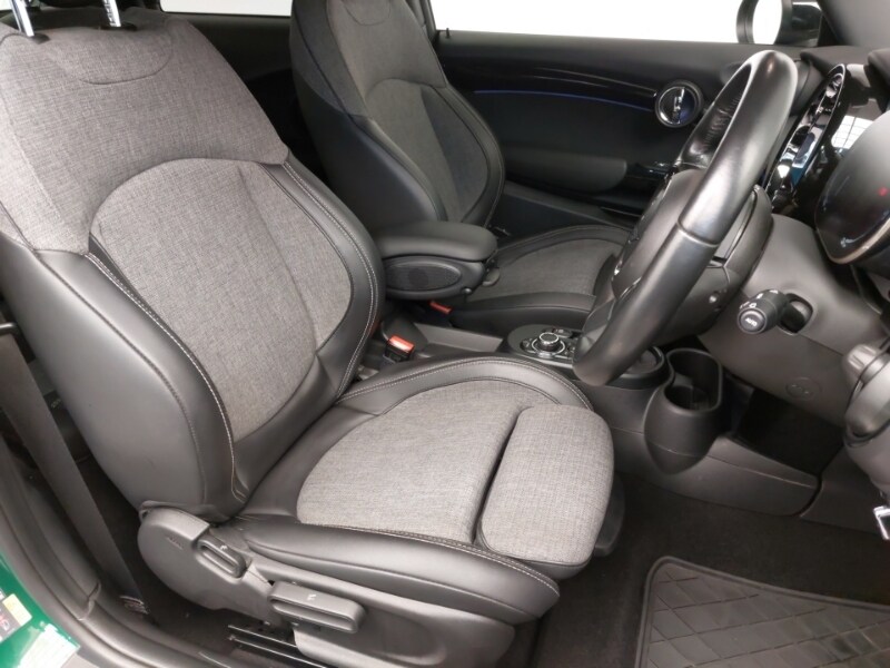 Used MINI Hatch 2022 for sale - 77630445: Photo 11