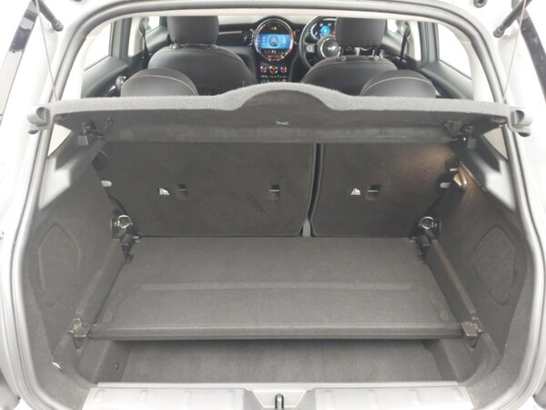 Used MINI Hatch 2023 for sale - 76331909: Photo 8