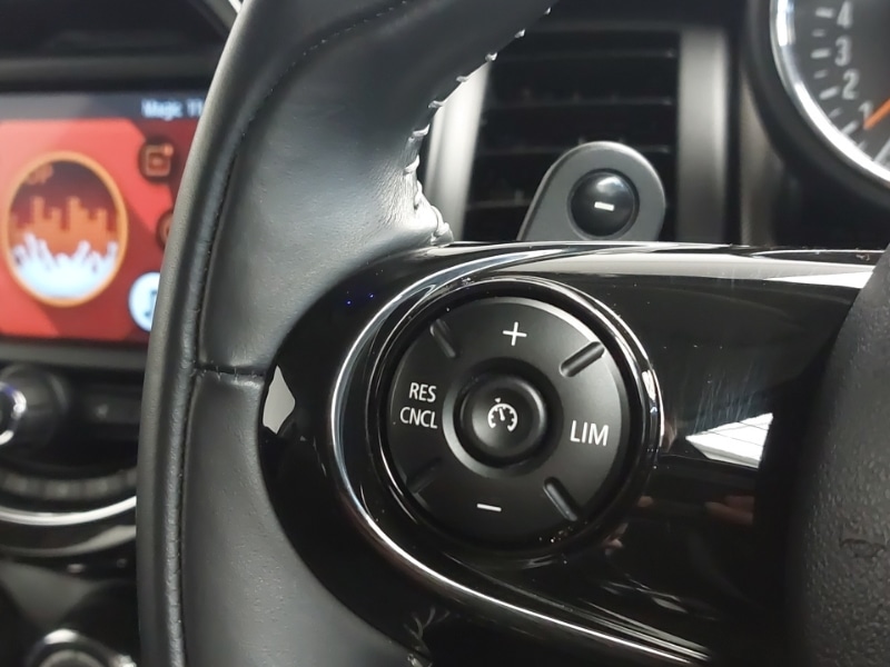 Used MINI Hatch 2019 for sale - 77224011: Photo 17