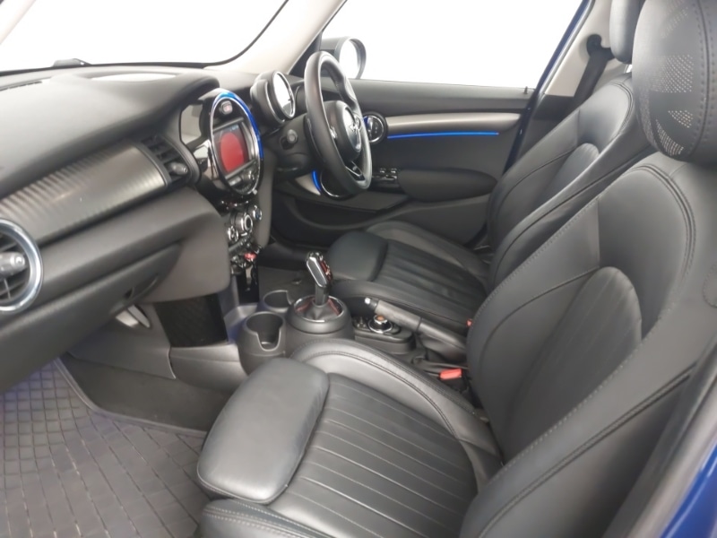 Used MINI Hatch 2019 for sale - 77224011: Photo 7