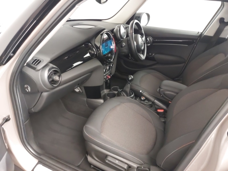 Used MINI Cooper 2021 for sale - 77956643: Photo 7