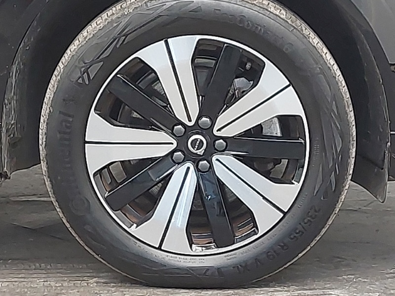 Used Volvo XC60 2023 for sale - 77070362: Photo 14