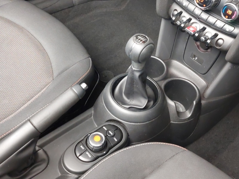 Used MINI Convertible 2019 for sale - 77090352: Photo 10