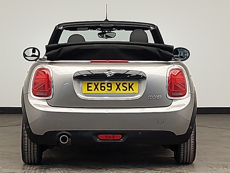 Used MINI Convertible 2019 for sale - 77090352: Photo 15