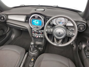 Used MINI Convertible 2019 for sale - 77090352: Photo