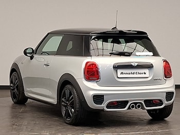 Used MINI Hatch 2019 for sale - 79291196: Photo