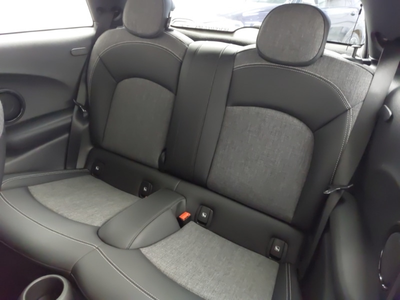 Used MINI Hatch 2021 for sale - 77448941: Photo 12