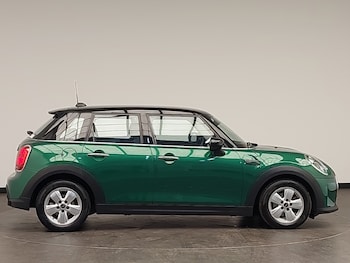 Used MINI Hatch 2022 for sale - 76282081: Photo